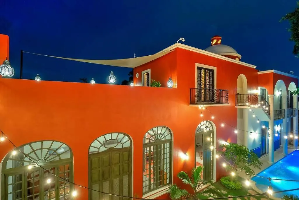 Casona Sirenas, A Family Home In Historical Merida location